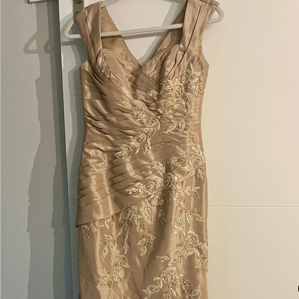 Jovani Dress Formal Evening Mother of Bride Gown Dress Maxi Pleated 6 Tan Beaded